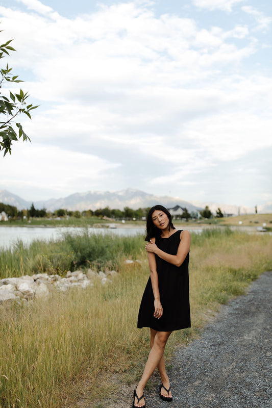 The Posh Shift Dress - Black